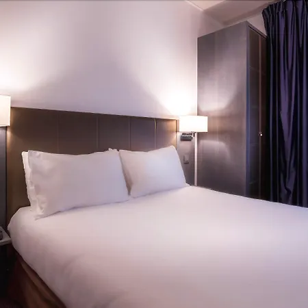 Hotel Massena-2